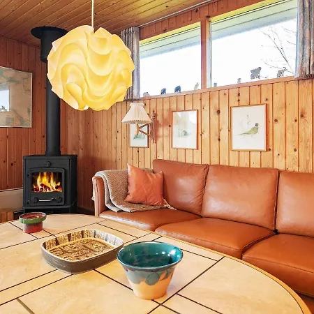 6 Person Holiday In Bogense