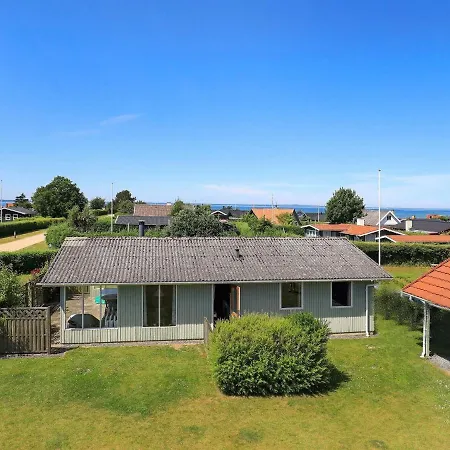 6 Person Holiday In Bogense